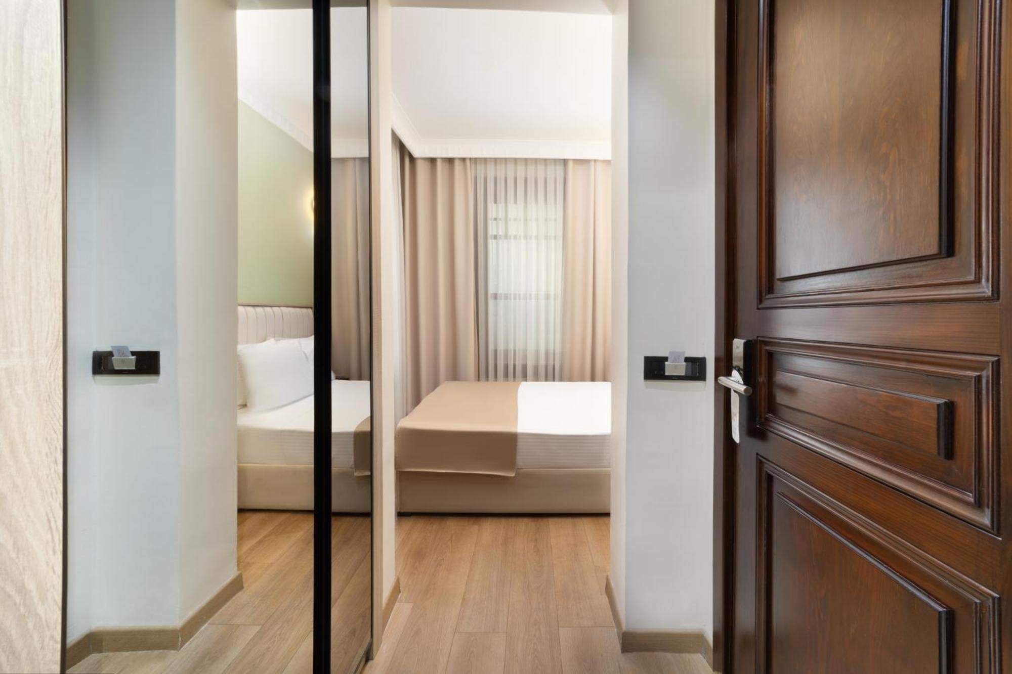 Atik Palas Hotel — Photos 2